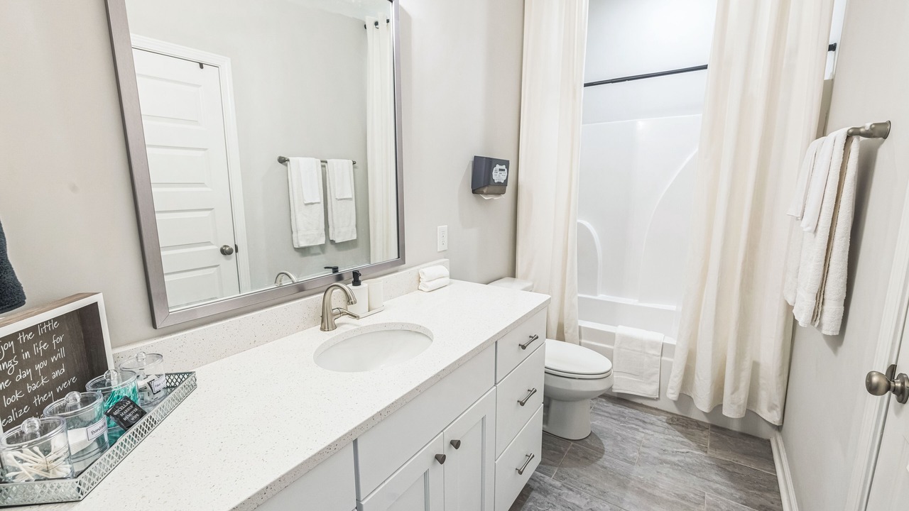 Photo of Bathroom in Gunter Afs