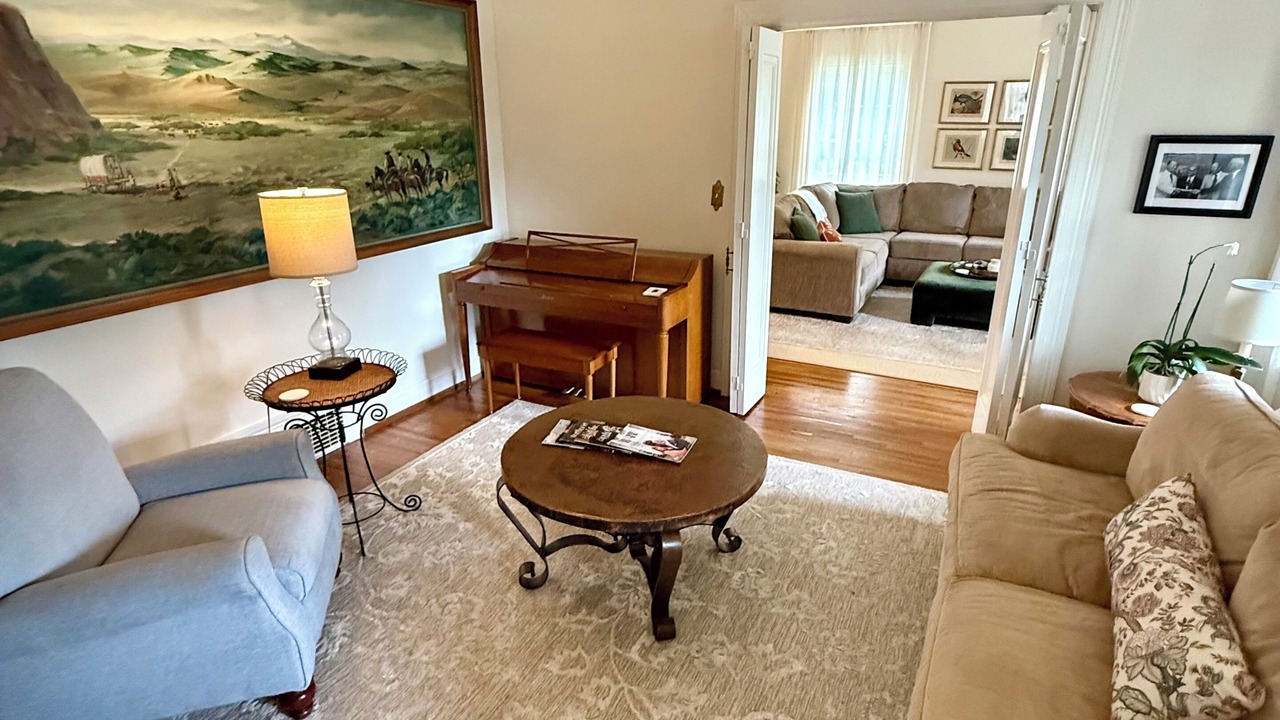 Photo of Livingroom in Tuscaloosa