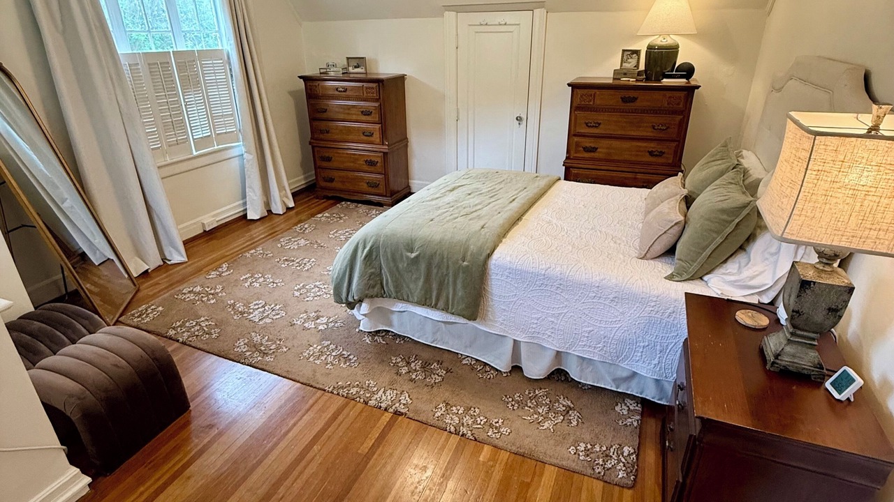 Photo of Bedroom in Tuscaloosa