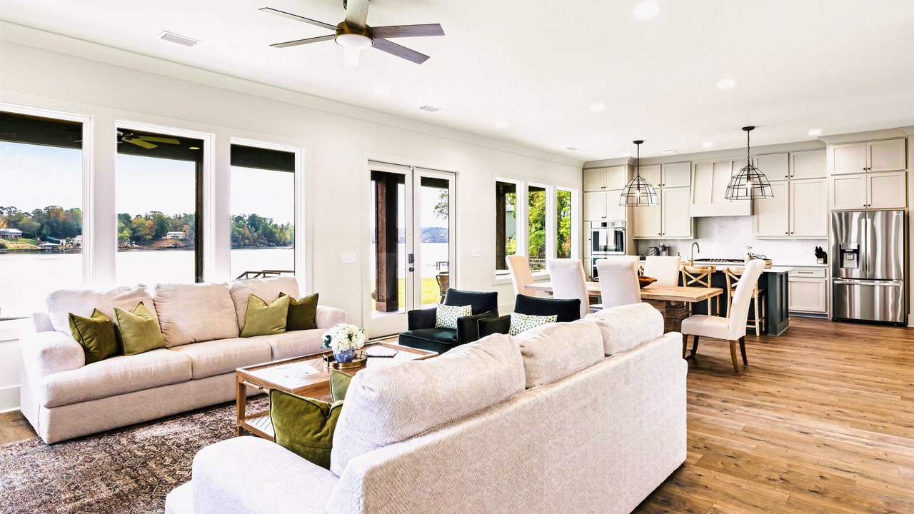 Photo of Livingroom in Alexander City