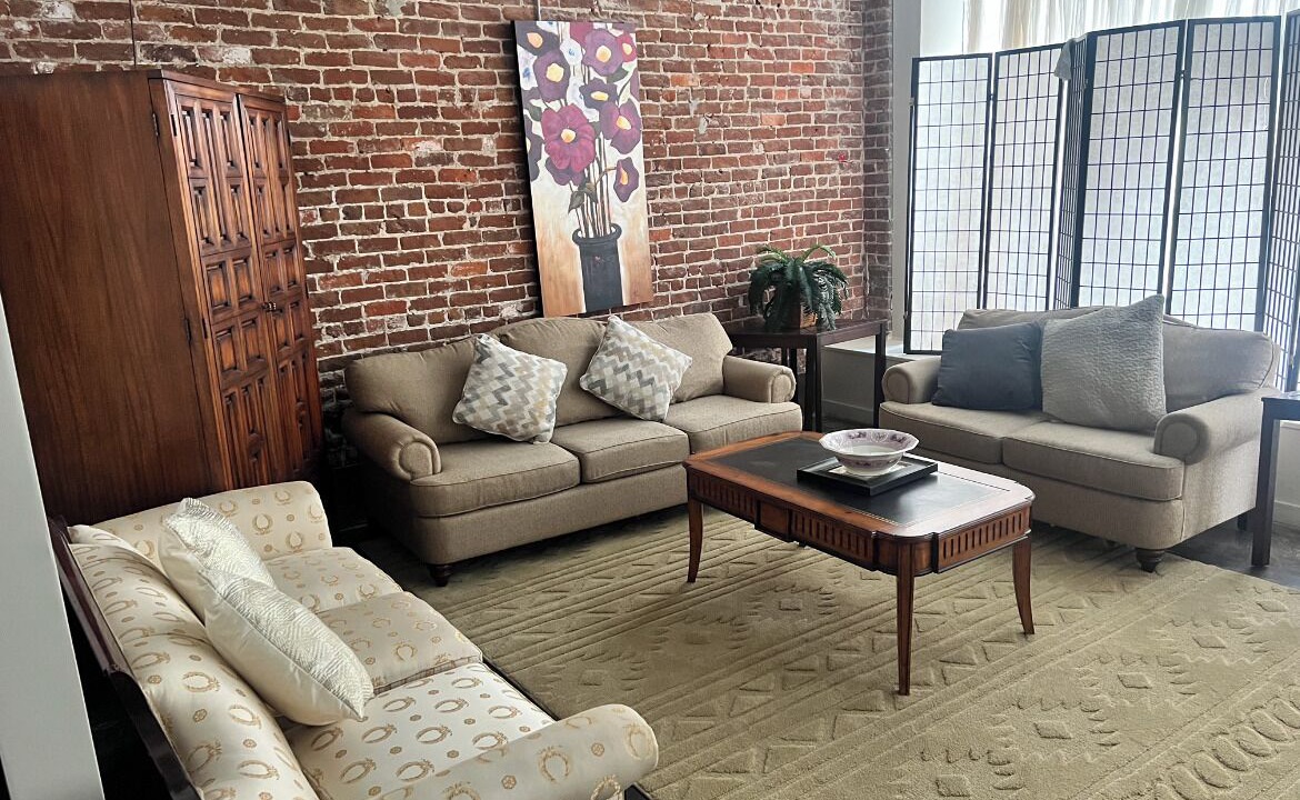 Photo of Livingroom in Anniston