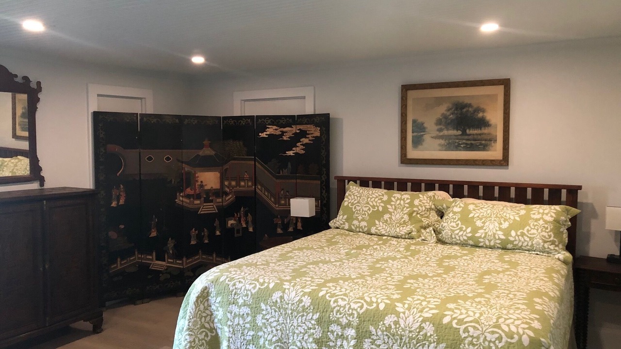 Photo of Bedroom in Uptown Historic District