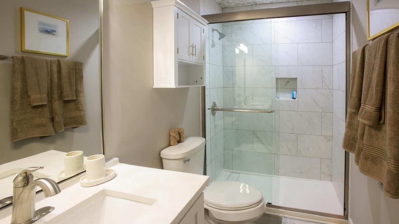 Photo of Bathroom in Enterprise