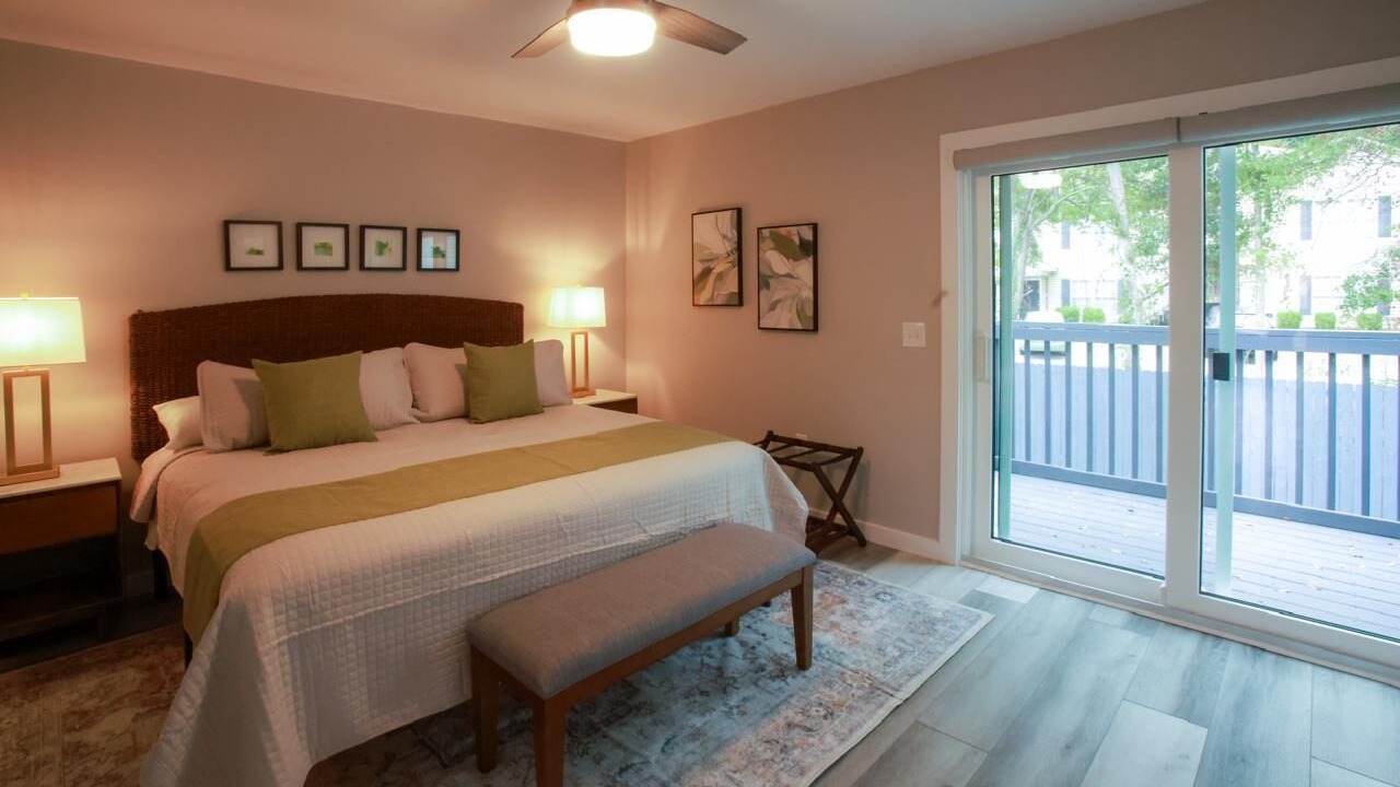 Photo of Bedroom in Enterprise