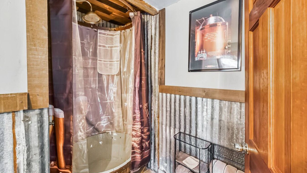 Photo of Bathroom in Northside