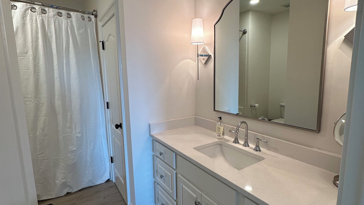 Photo of Bathroom in Tuscaloosa