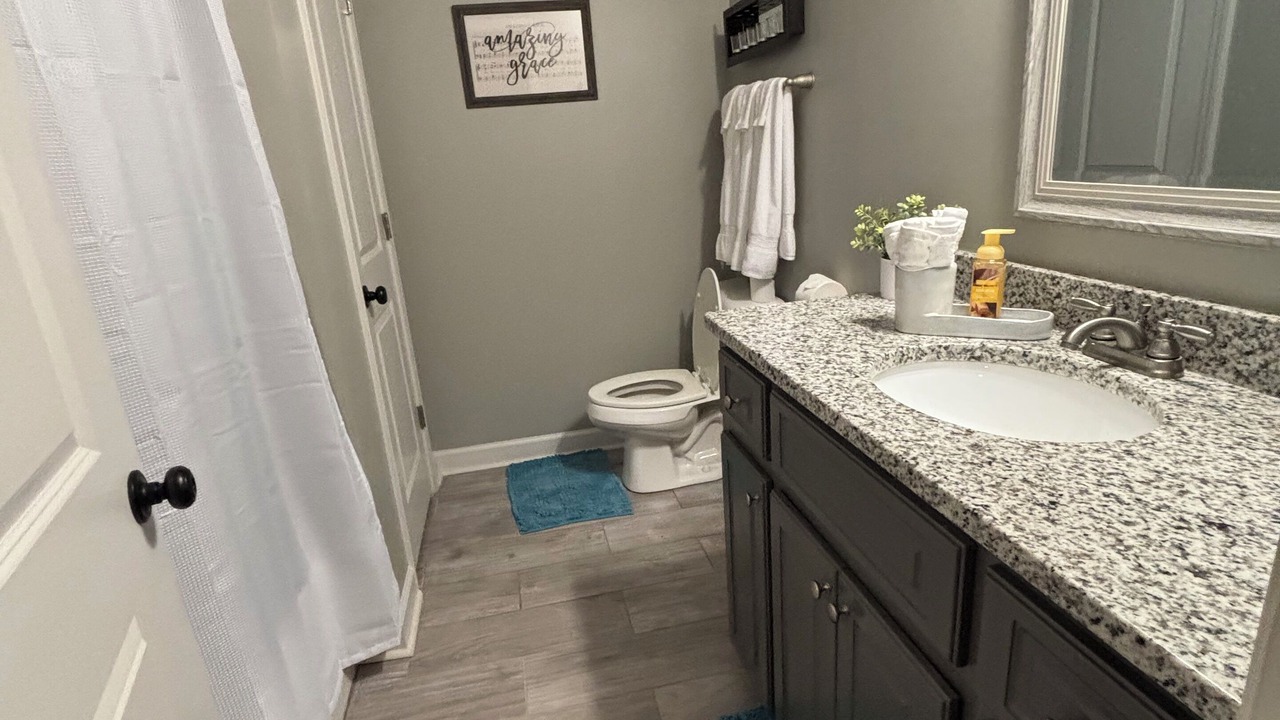 Photo of Bathroom in Midland City