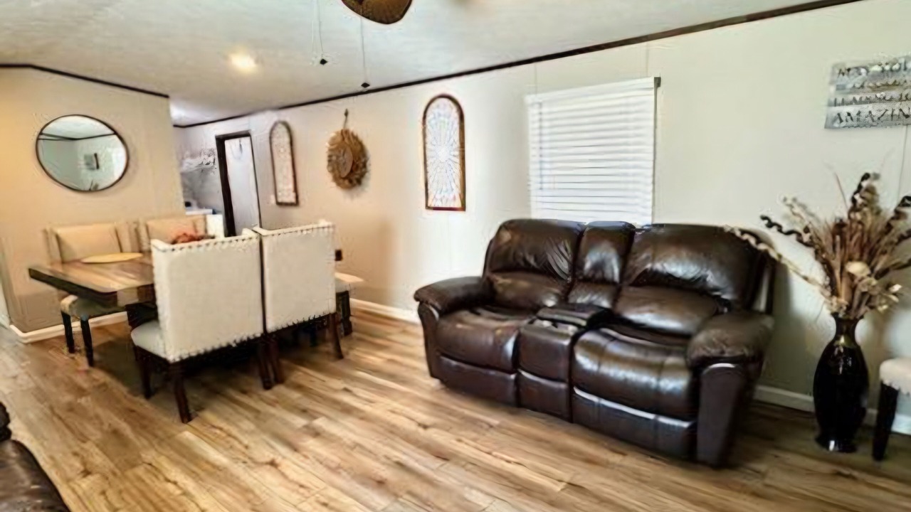 Photo of Livingroom in Cantonment