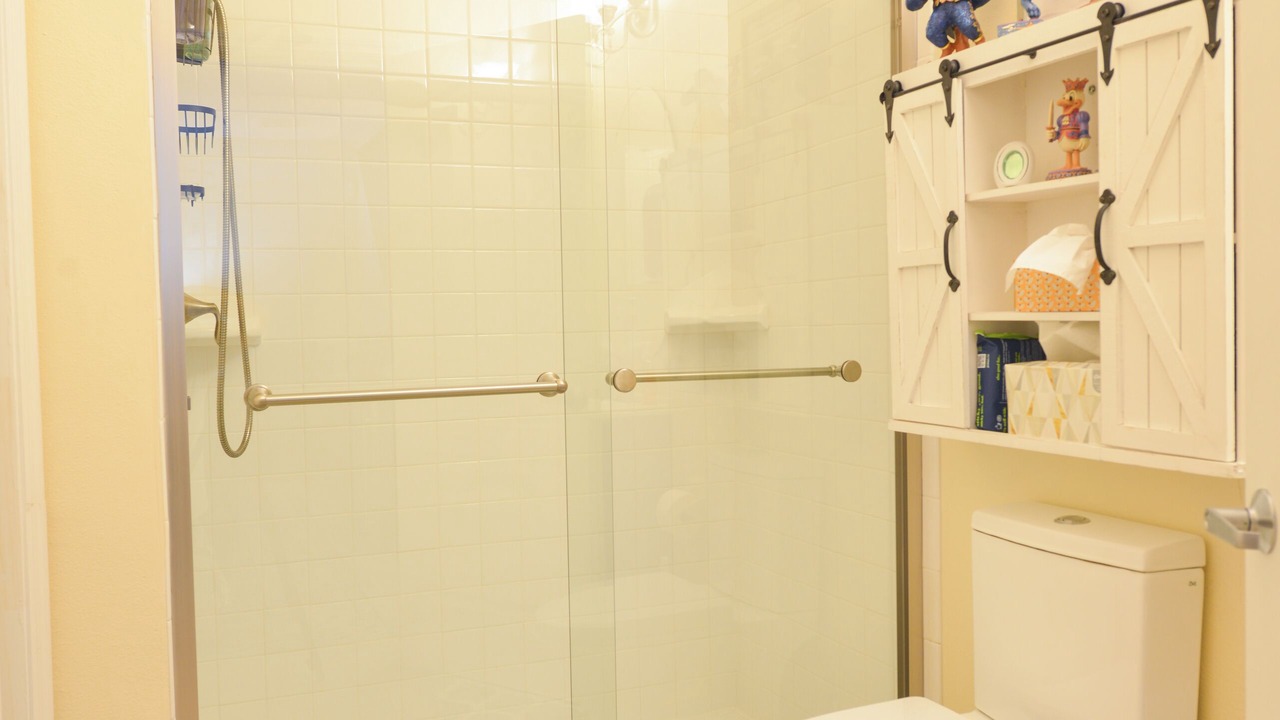 Photo of Bathroom in Davenport