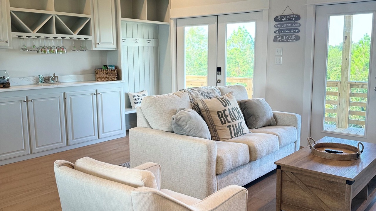 Photo of Livingroom in Shoreline Park