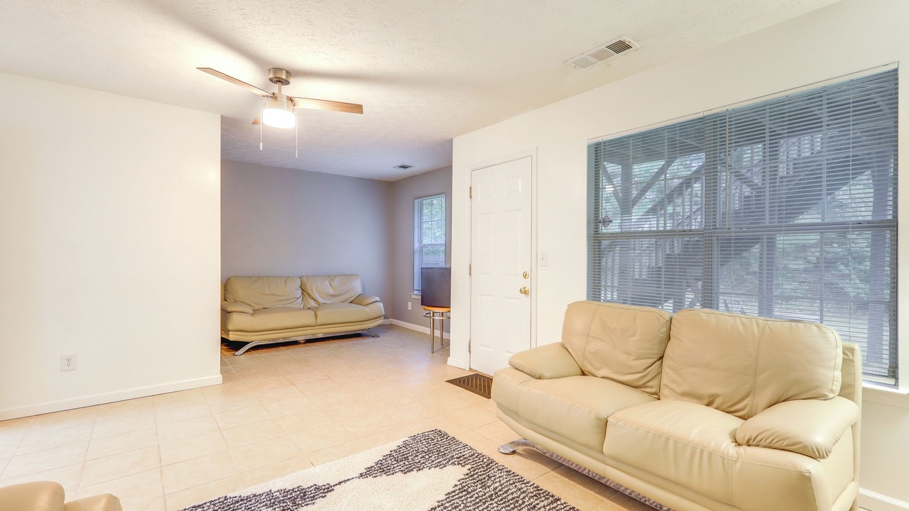 Photo of Livingroom in Hampton