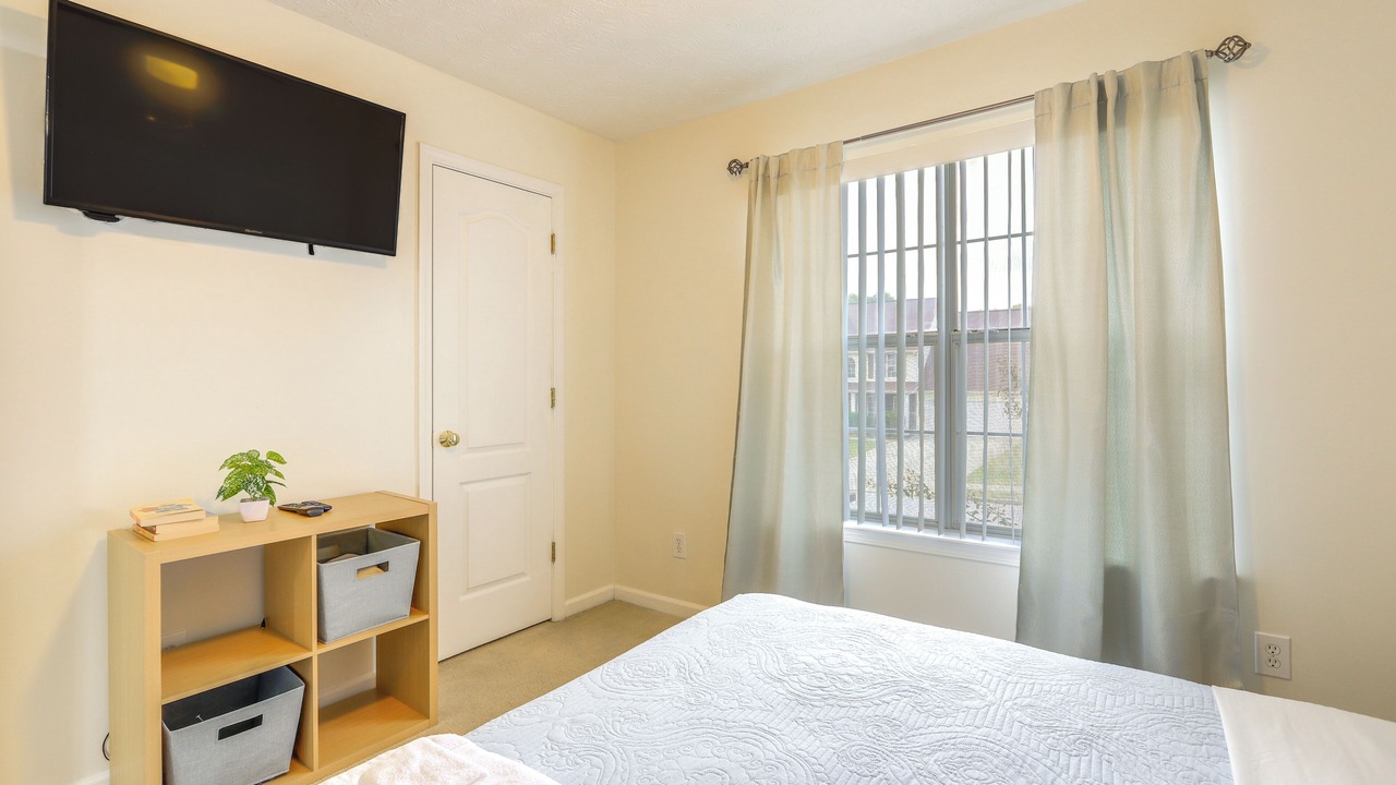Photo of Bedroom in Hampton