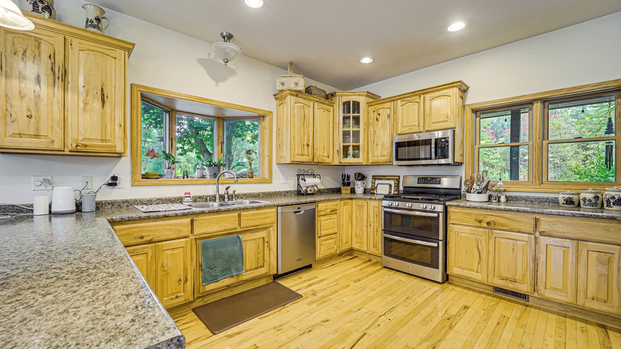 Photo of Kitchen in Lake City