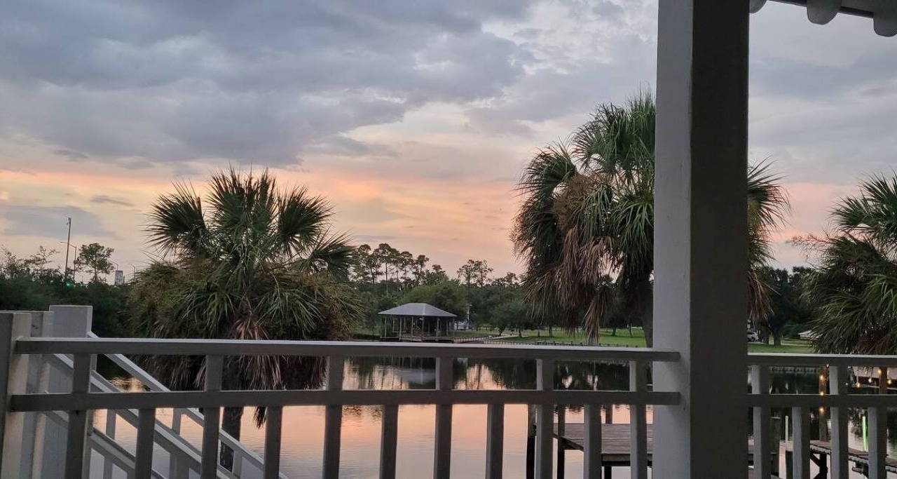 Photo of Outdoor in Henderson Point