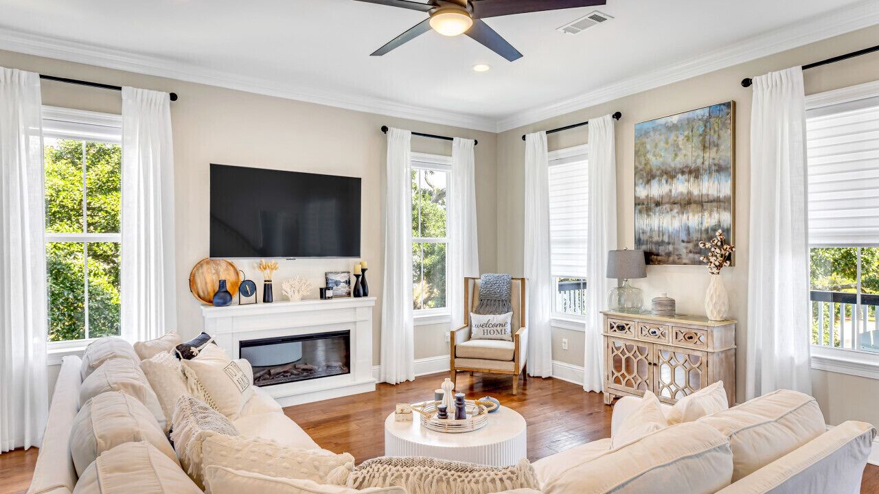 Photo of Livingroom in Pass Christian