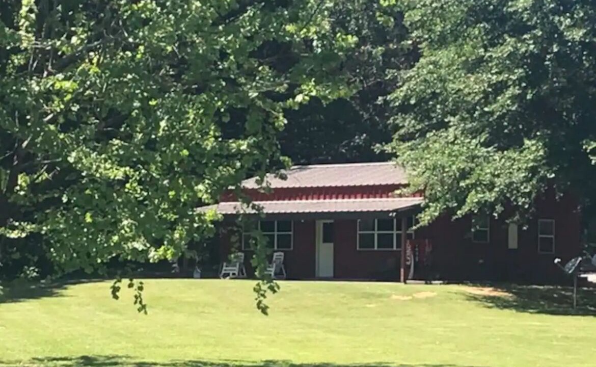 Photo of Outdoor in Mayhew