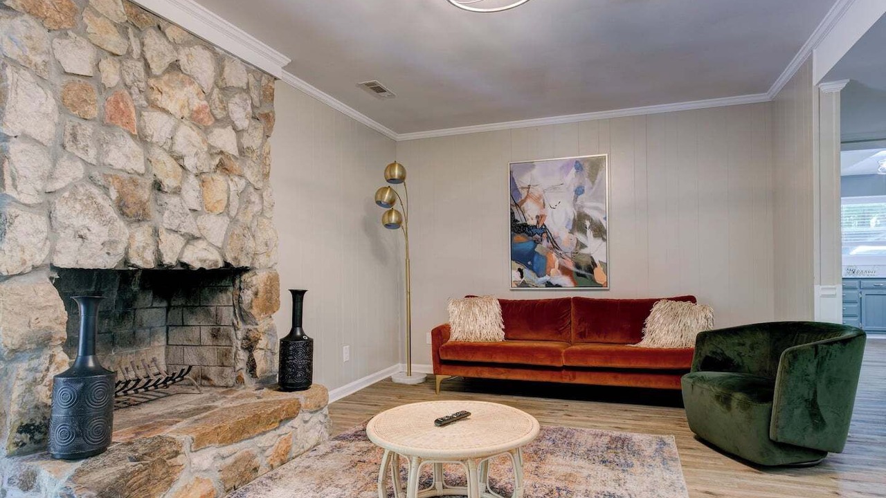 Photo of Livingroom in Newnan