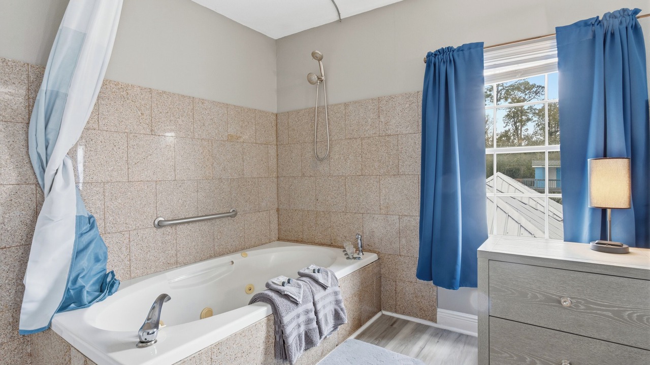 Photo of Bathroom in Pass Christian