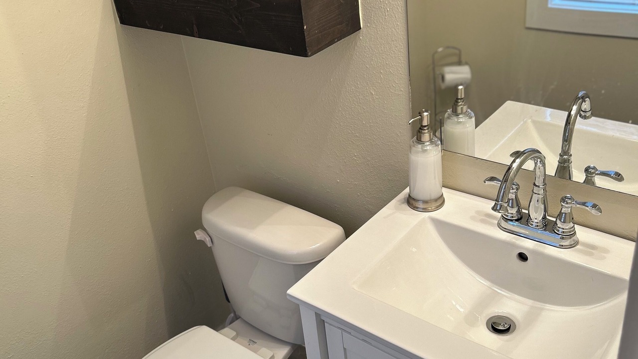 Photo of Bathroom in Jacksons' Gap
