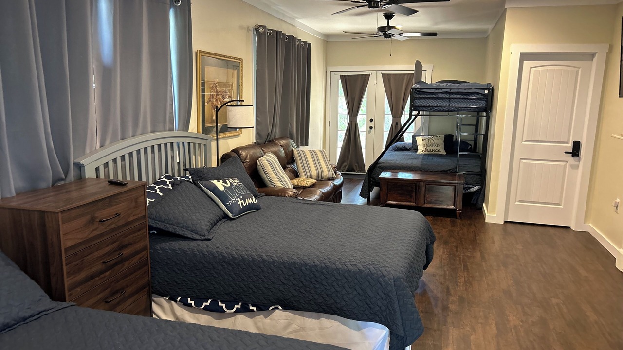 Photo of Bedroom in Jacksons' Gap