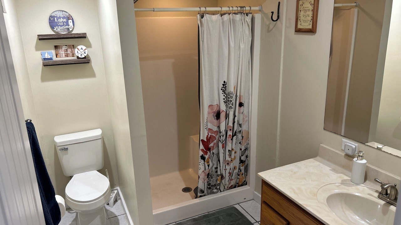 Photo of Bathroom in Jacksons' Gap
