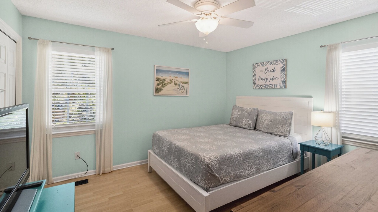 Photo of Bedroom in Tybee Island