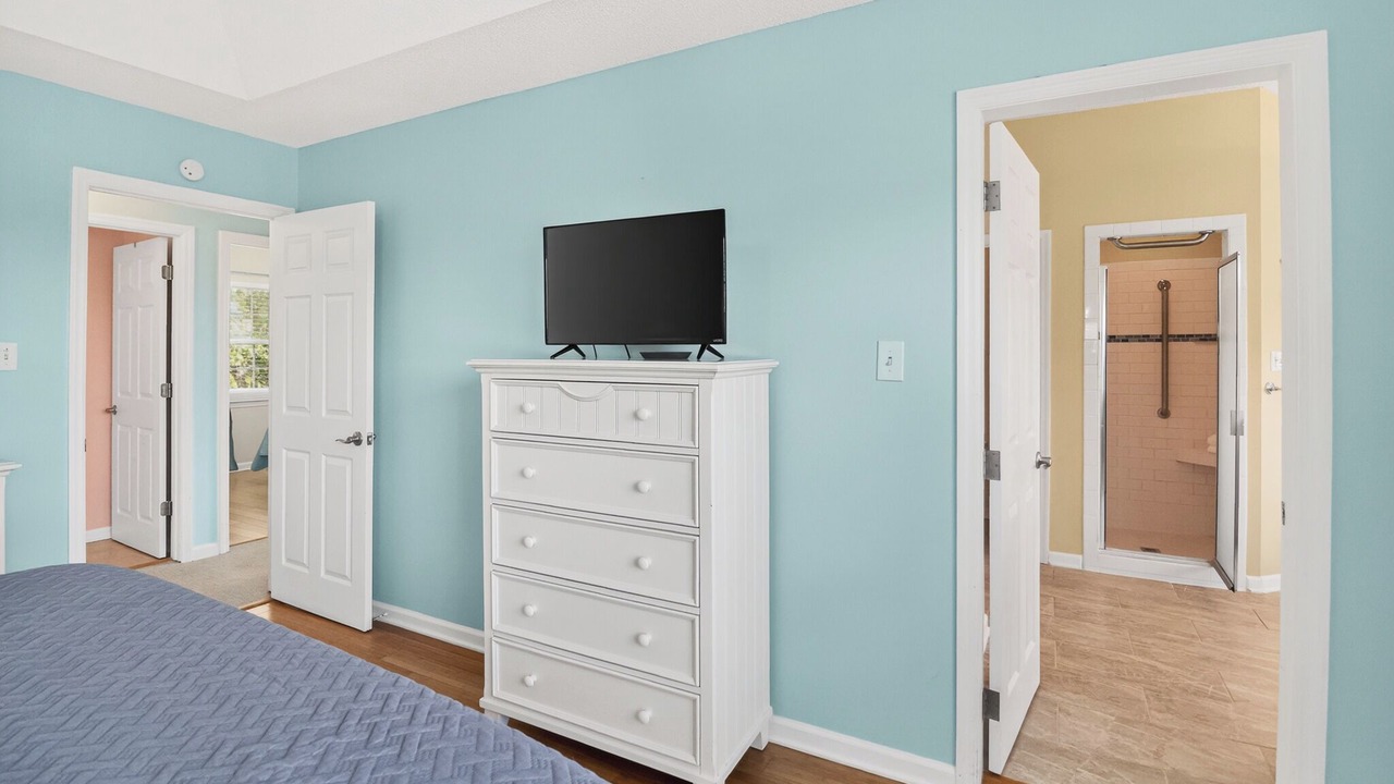 Photo of Bedroom in Tybee Island