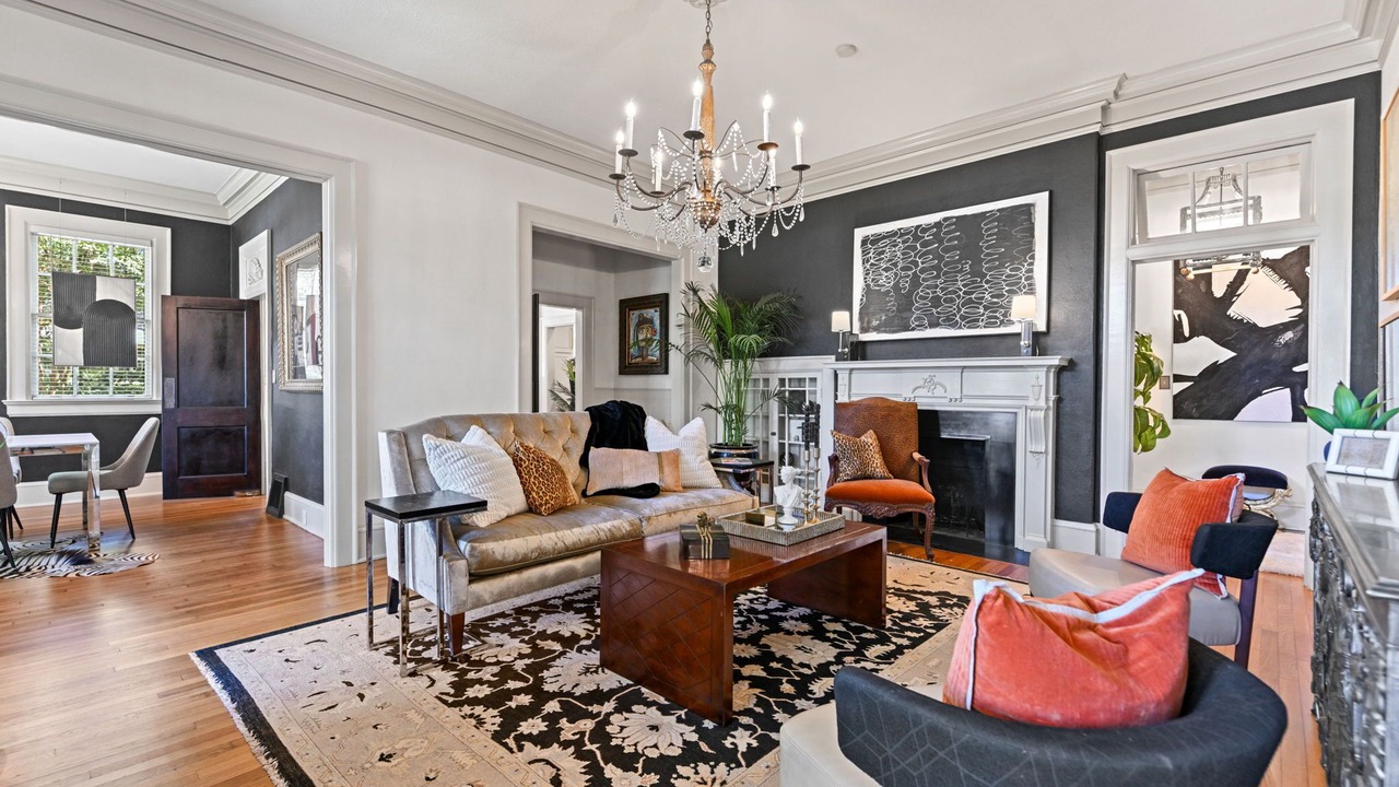 Photo of Livingroom in Montgomery