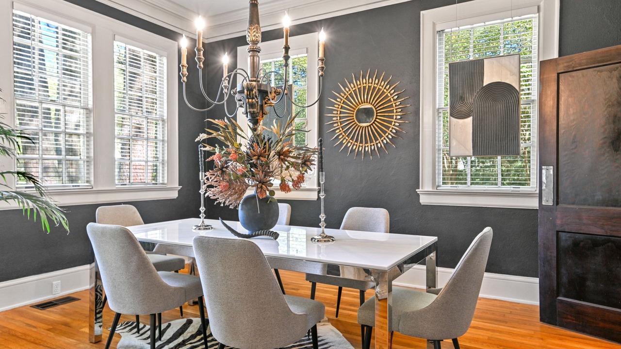 Photo of Livingroom in Montgomery