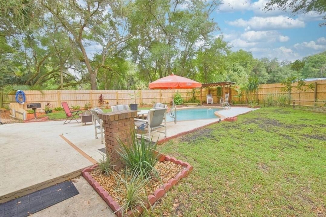 Photo of Outdoor in Edgar