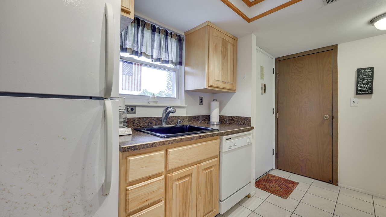 Photo of Kitchen in Welaka