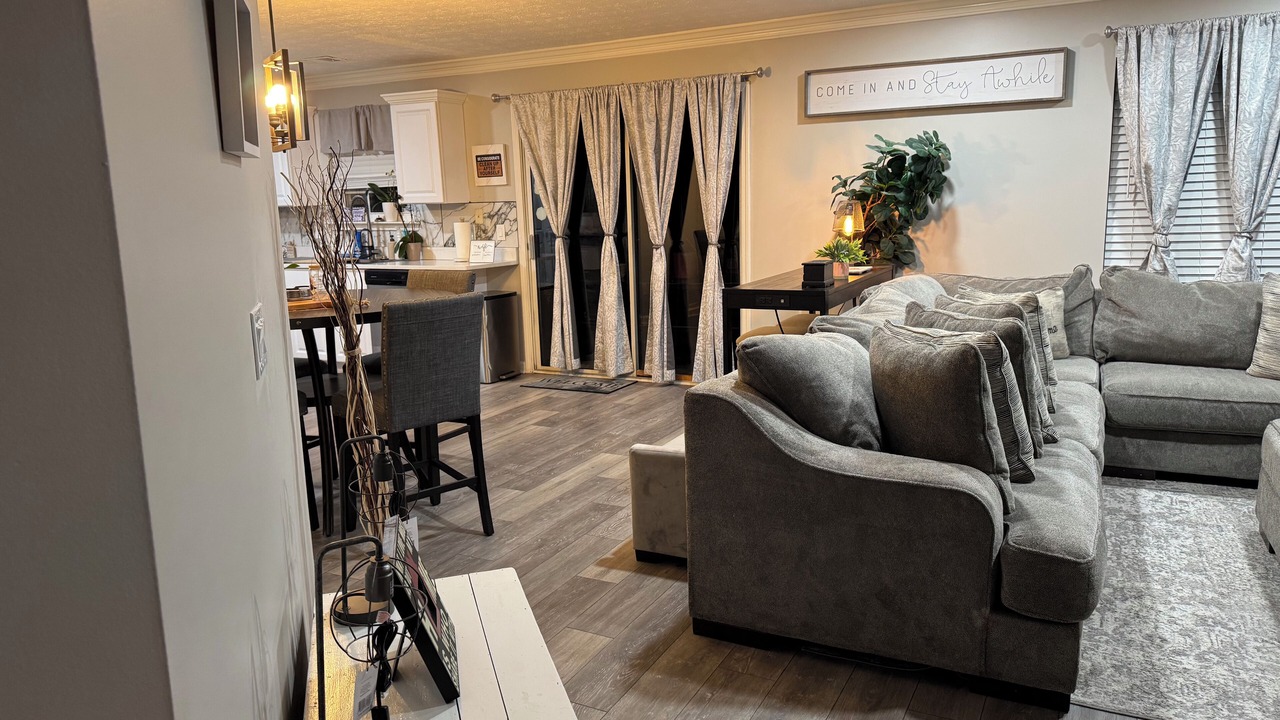 Photo of Livingroom in Lithia Springs