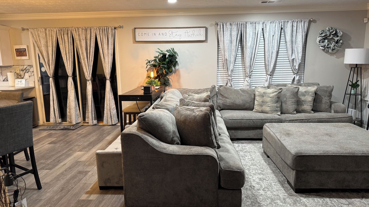 Photo of Livingroom in Lithia Springs