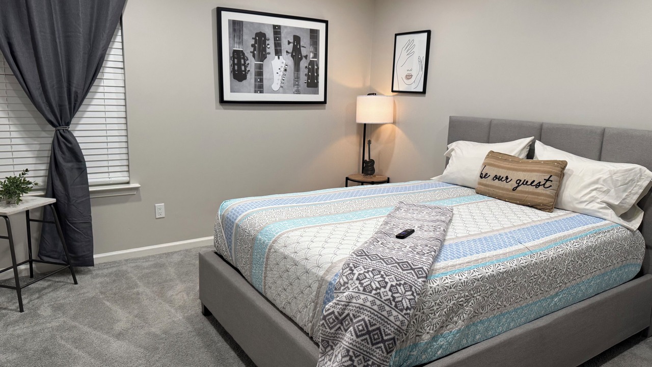 Photo of Bedroom in Lithia Springs