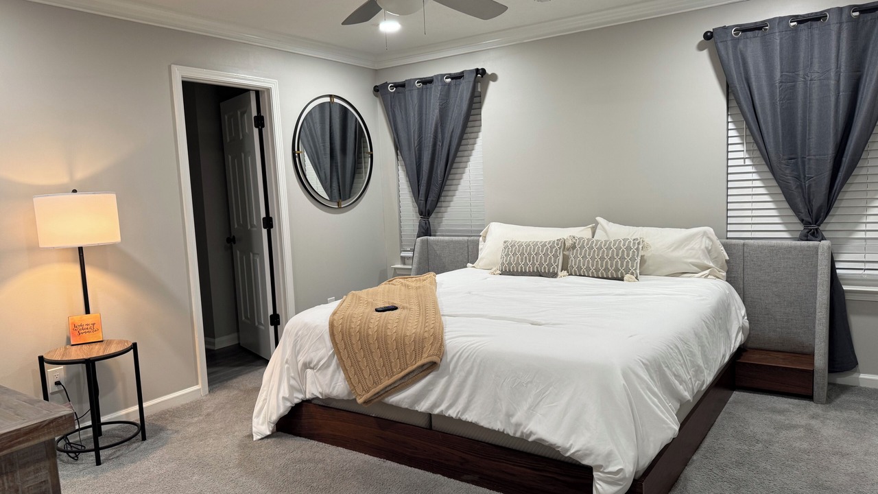 Photo of Bedroom in Lithia Springs