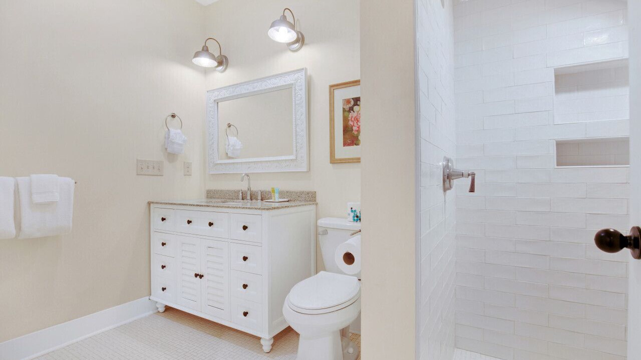 Photo of Bathroom in Tybee Island