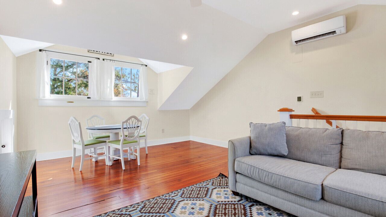 Photo of Livingroom in Tybee Island