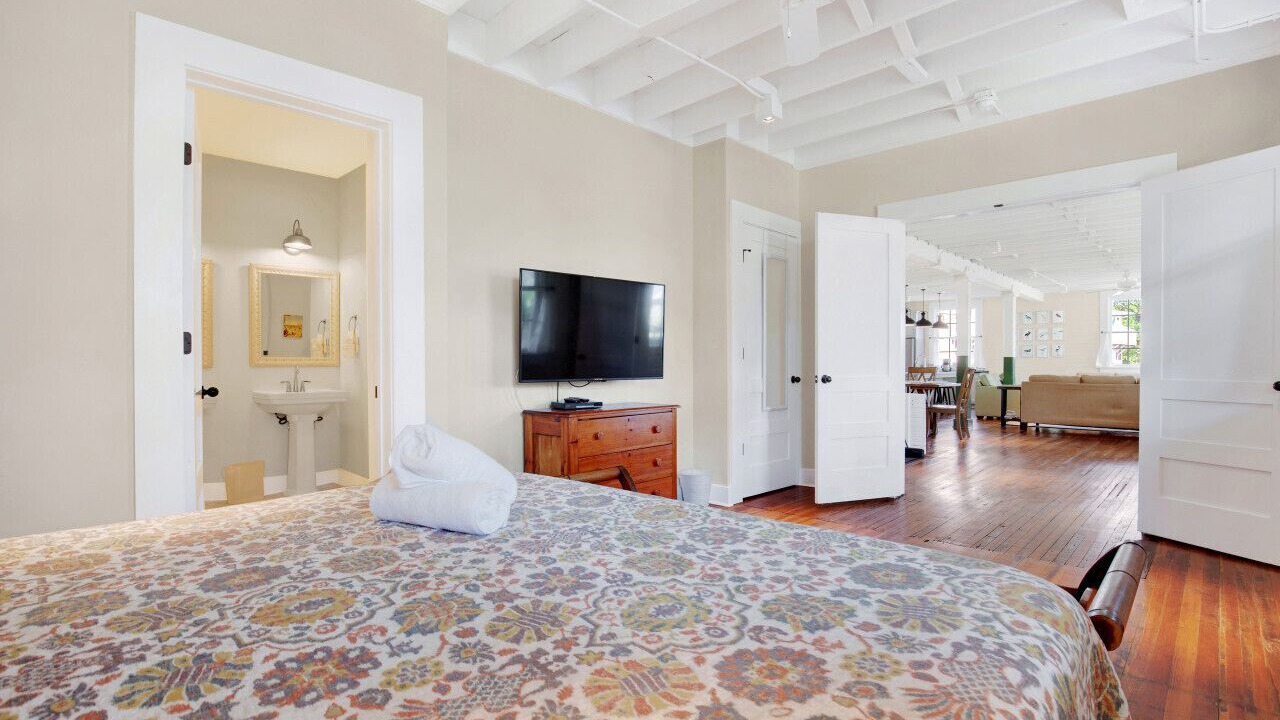Photo of Bedroom in Tybee Island