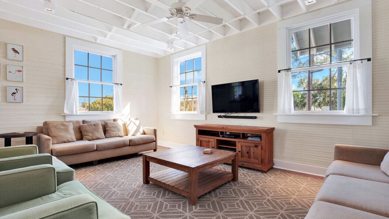 Photo of Livingroom in Tybee Island