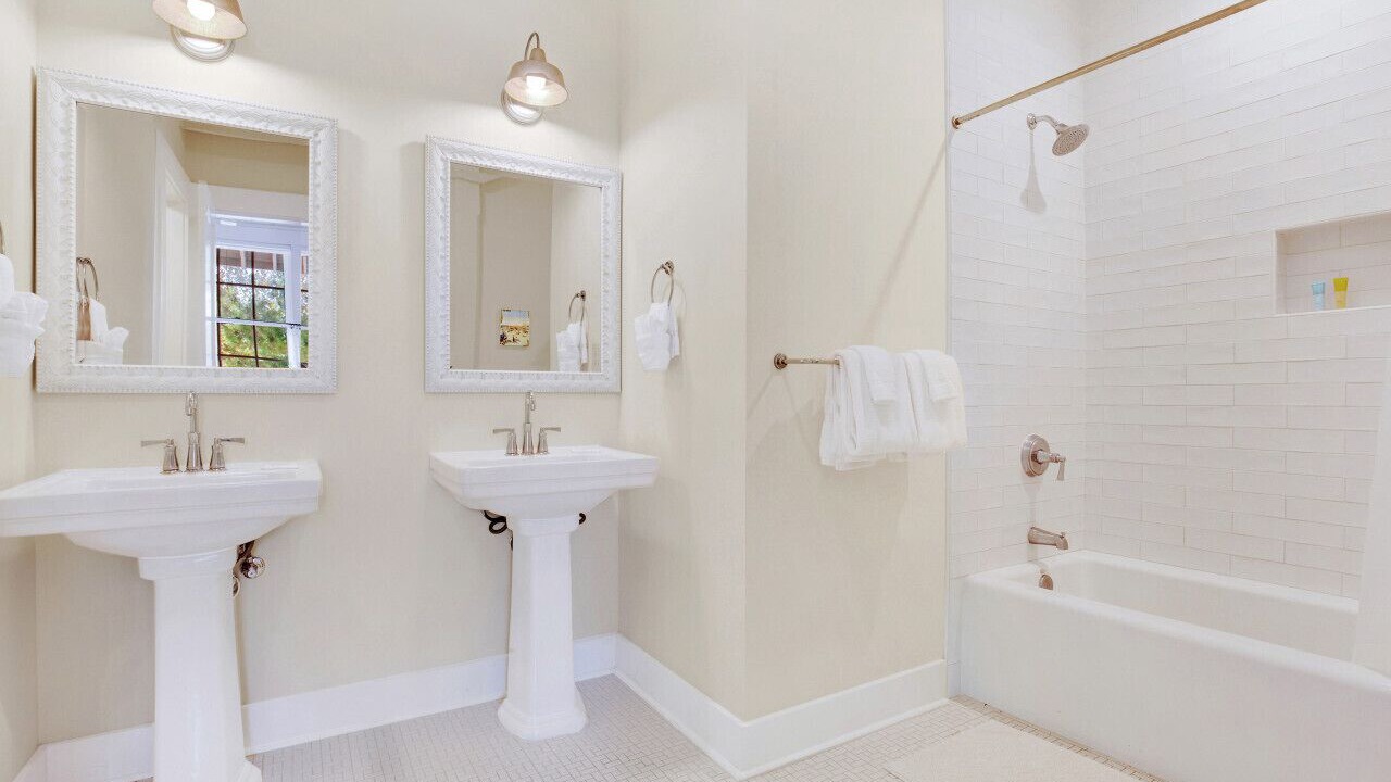 Photo of Bathroom in Tybee Island