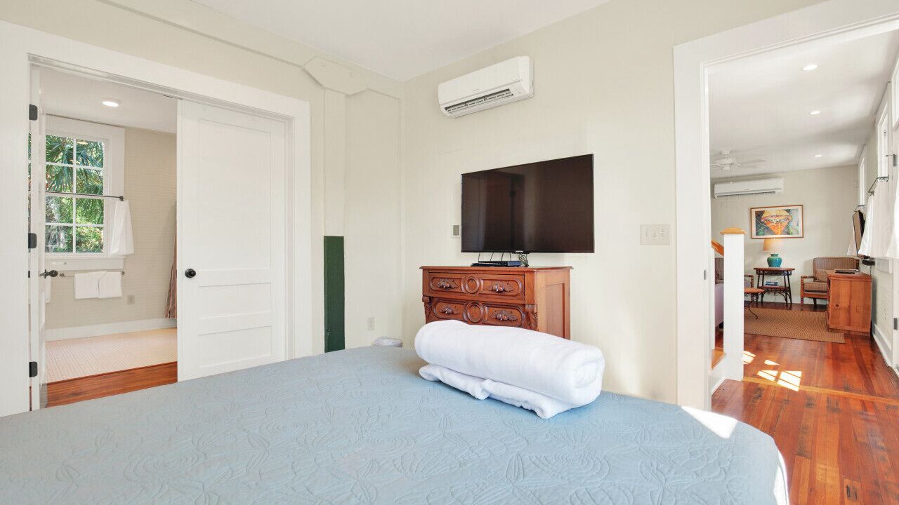 Photo of Bedroom in Tybee Island