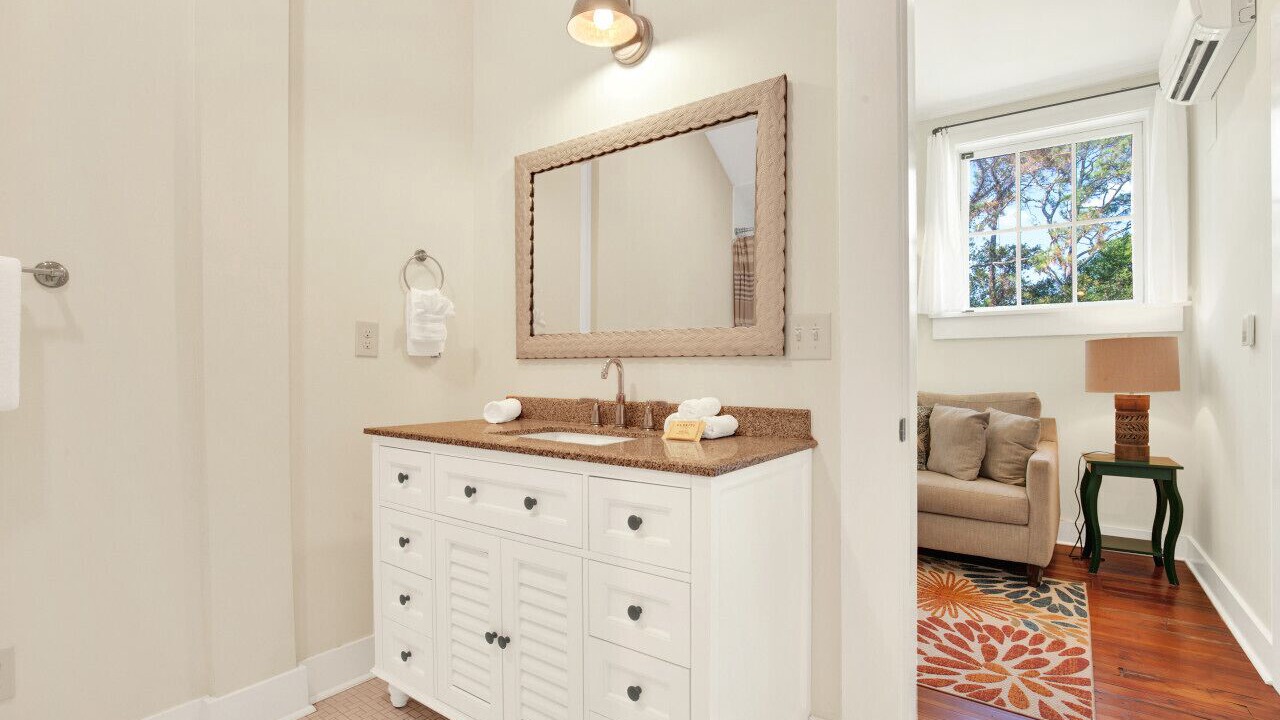 Photo of Bathroom in Tybee Island