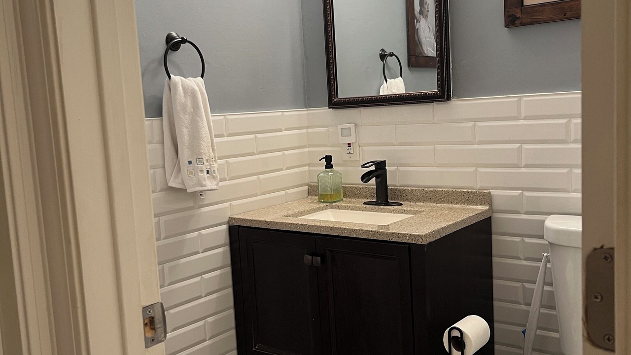 Photo of Bathroom in Mableton