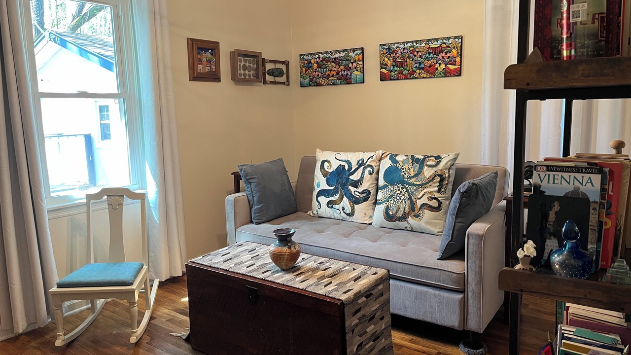 Photo of Livingroom in Mableton