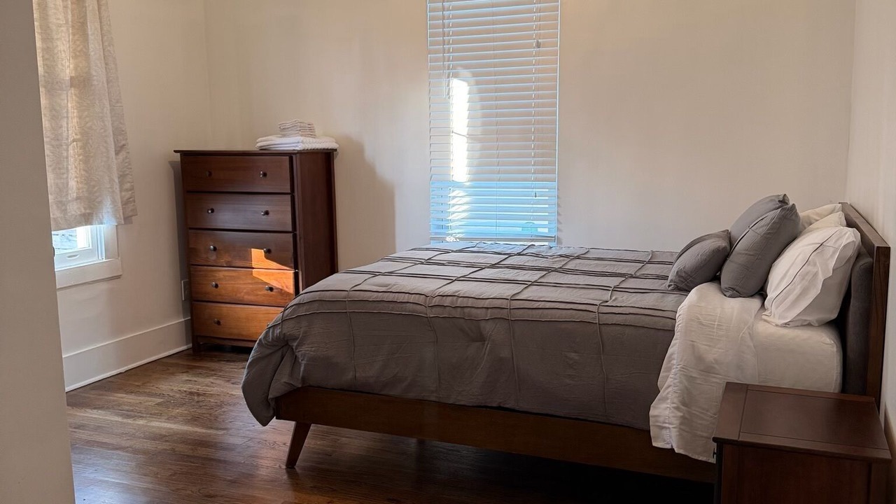 Photo of Bedroom in West End