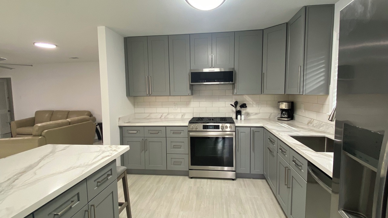 Photo of Kitchen in Kenner - Louis Armstrong International Airport