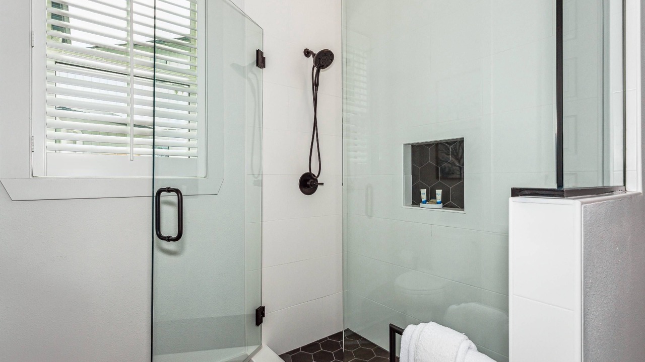 Photo of Bathroom in Ono Island