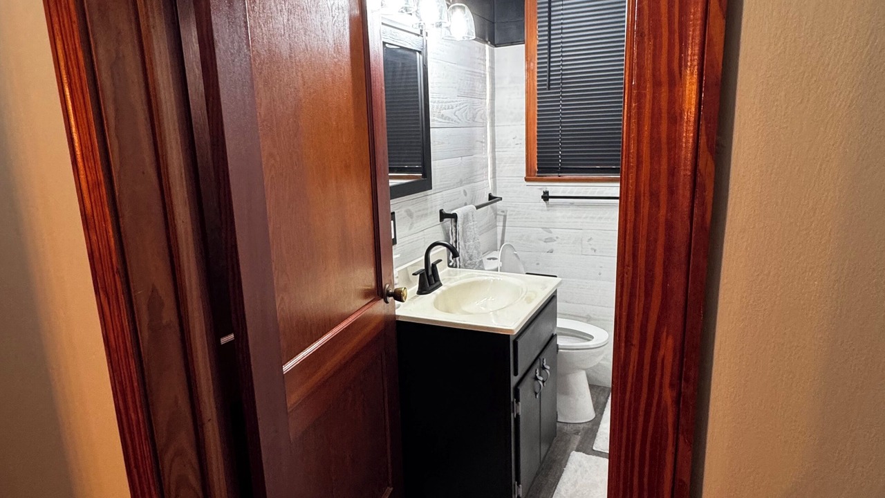 Photo of Bathroom in Folkston