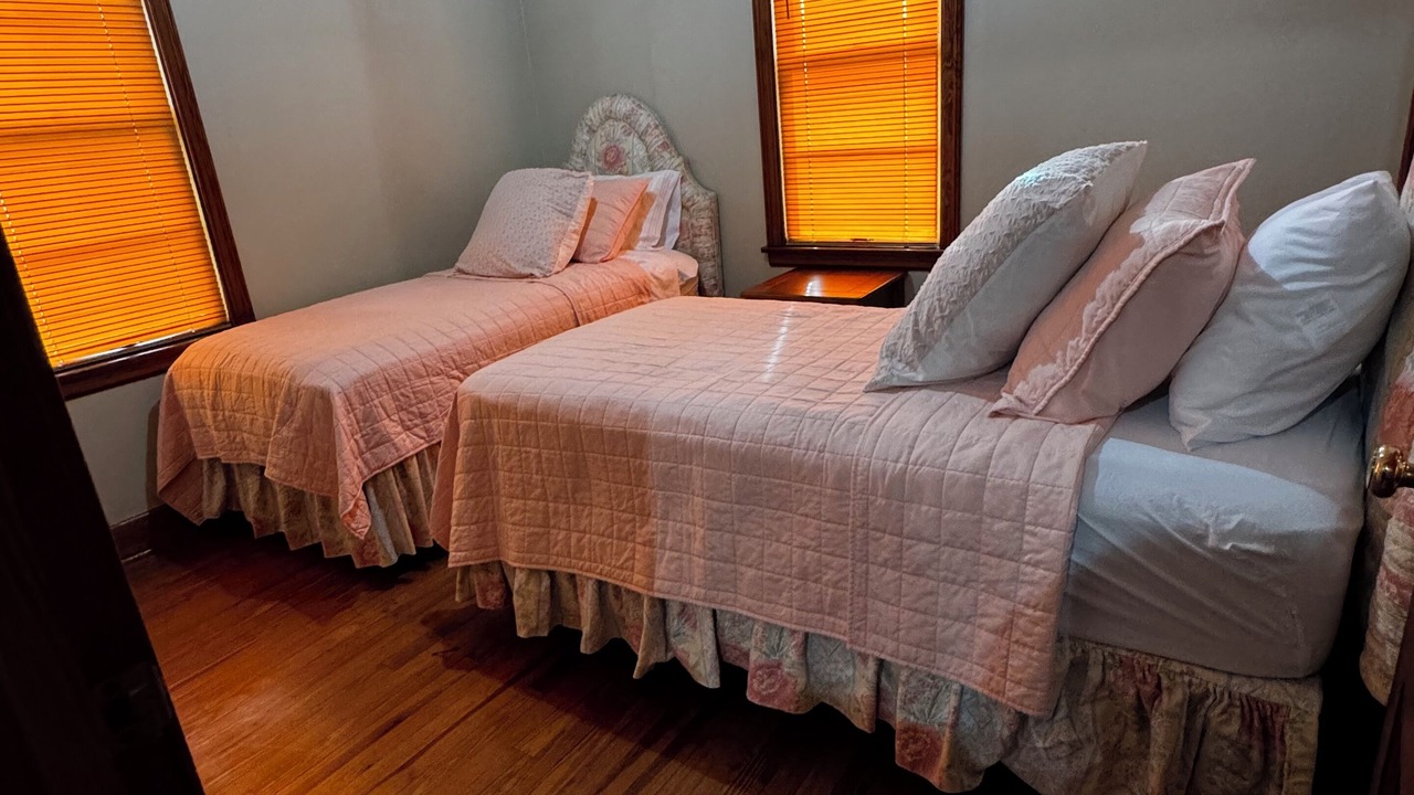 Photo of Bedroom in Folkston