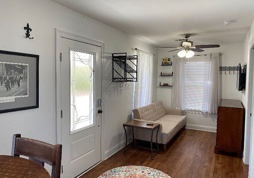 Photo of Livingroom in Mandeville